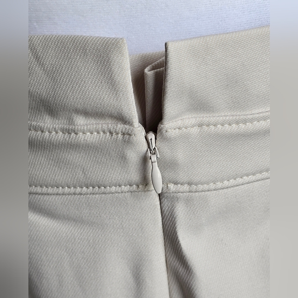 White House Black Market Pencil Skirt Cream Ivory Tailored Midi | Size 6 - Picture 8 of 10